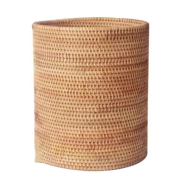 Aufbewahrungskorb aus geflochtenem Rattan Aufbewahrungskorb aus geflochtenem Rattan