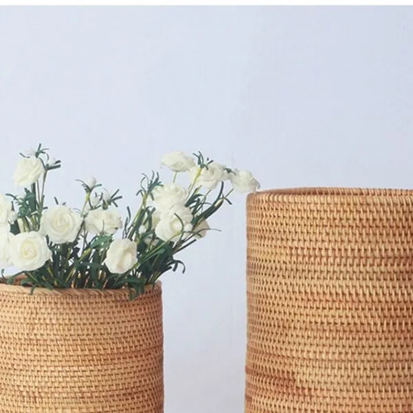 Aufbewahrungskorb aus geflochtenem Rattan Aufbewahrungskorb aus geflochtenem Rattan