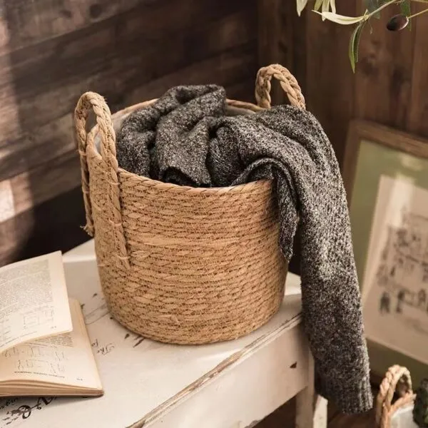 Aufbewahrungskorb aus Naturrattan für Garten, Blumen oder Wäsche Aufbewahrungskorb aus Naturrattan für Garten, Blumen oder Wäsche