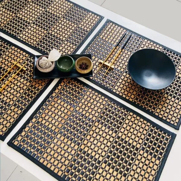 Bambus Platzset mit Karomuster Bambus Platzset mit Karomuster