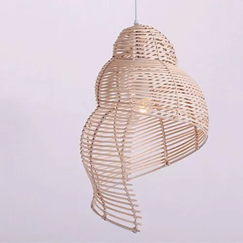 Beiger Rattan Lampenschirm im Muschel-Design, Vintage Landhausstil Beiger Rattan Lampenschirm im Muschel-Design, Vintage Landhausstil