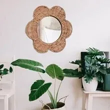 Blumenförmiger Rattanspiegel Blumenförmiger Rattanspiegel