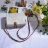 Boho-Handtasche aus handgeflochtenem Rattan, quadratisch Boho-Handtasche aus handgeflochtenem Rattan, quadratisch