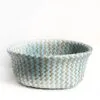 Boho-Korb aus Rattan mit Streifenmuster Boho-Korb aus Rattan mit Streifenmuster