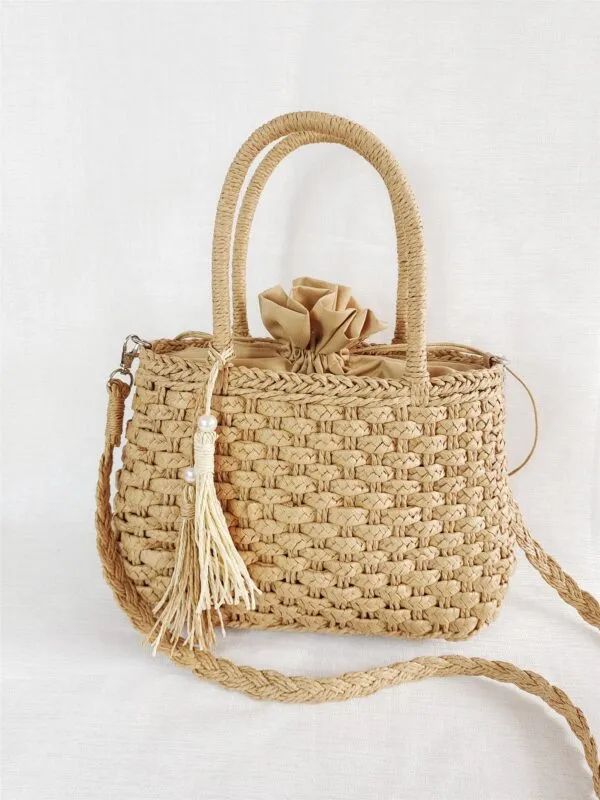 Damen Handtasche aus geflochtenem Rattan Damen Handtasche aus geflochtenem Rattan