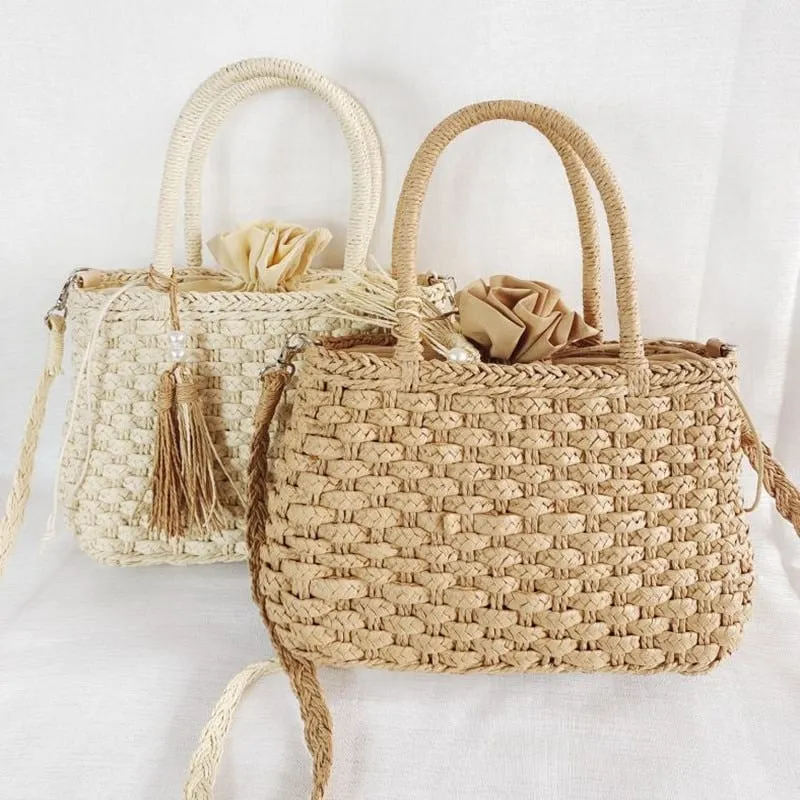 Rattan Tasche, die jeden Look aufwertet