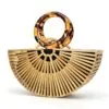 Damen Handtasche aus Rattan im Luxus-Look Damen Handtasche aus Rattan im Luxus-Look