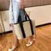 Damen Handtasche aus Rattan in Braun oder Beige Damen Handtasche aus Rattan in Braun oder Beige