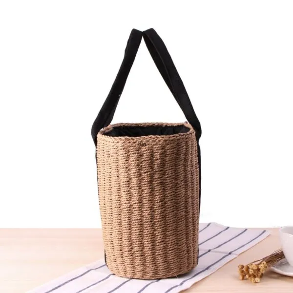 Damen Handtasche aus Rattan in Braun oder Beige Damen Handtasche aus Rattan in Braun oder Beige