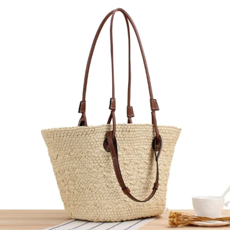 Handgeflochtene Rattan Tasche in feiner Qualität