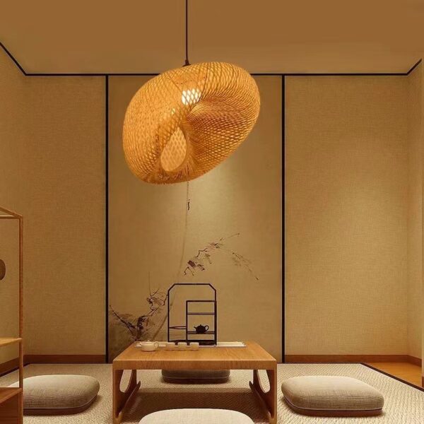 Deckenleuchte aus Rattan und Bambus im chinesischen Design
