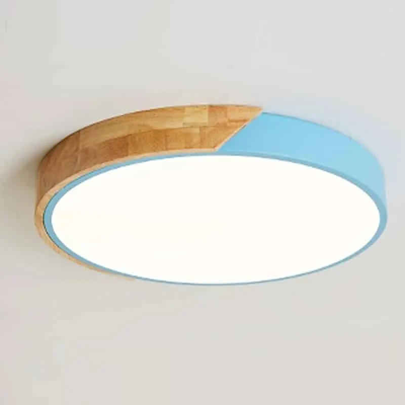 Holzoptik-Leuchte mit kunsthandwerklicher Eleganz