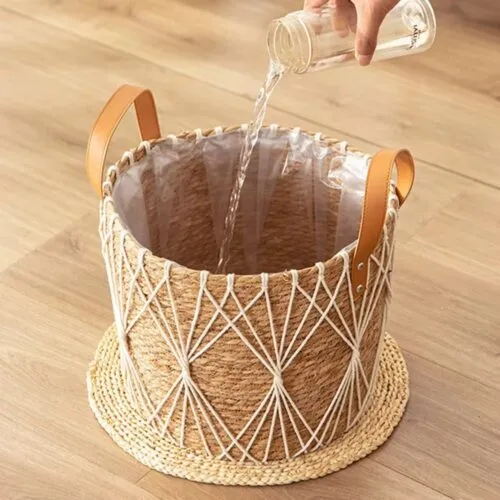 Deko-Übertopf aus Rattan Deko-Übertopf aus Rattan