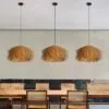 Design-Hängelampe aus Rattan