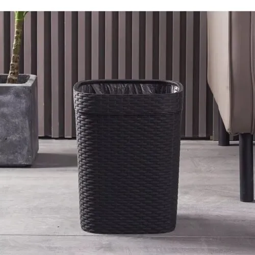 Design-Papierkorb im Rattan-Look Design-Papierkorb im Rattan-Look