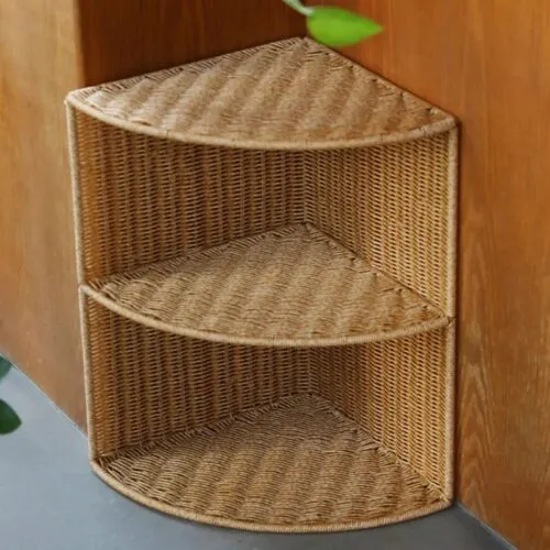 Eckregal mit Rattan-Optik, drei Ebenen Eckregal mit Rattan-Optik, drei Ebenen