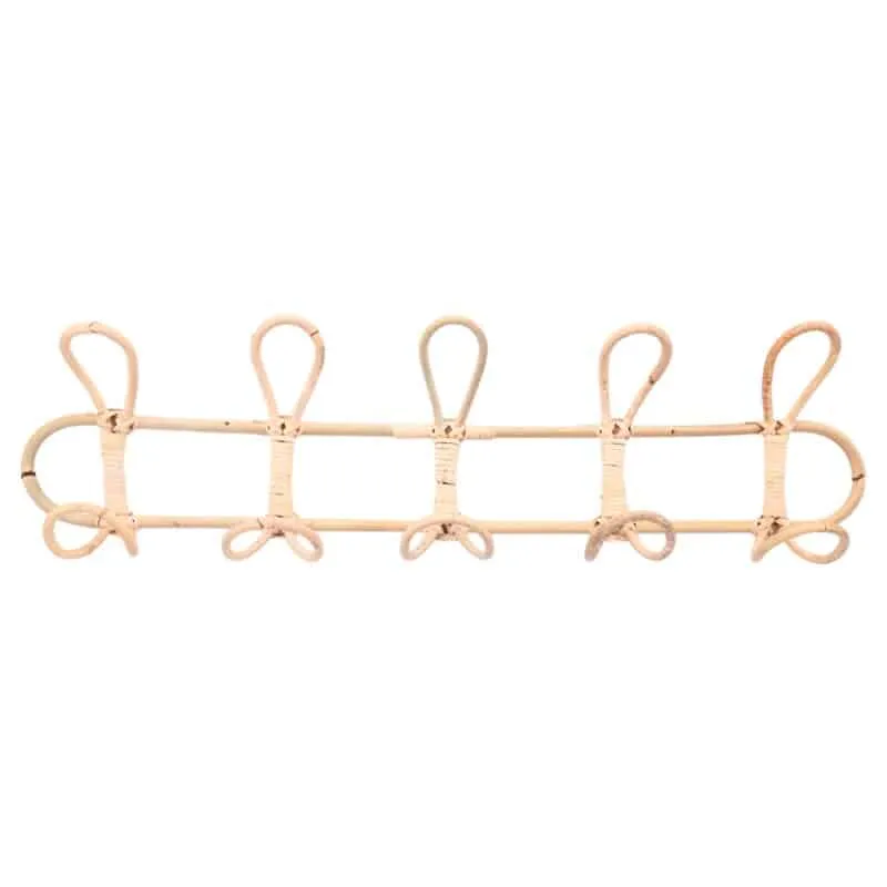 Rattan Garderobenhaken schafft Ordnung