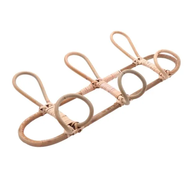 Garderobenhaken mit 3 Haken aus hellem Rattan Garderobenhaken mit 3 Haken aus hellem Rattan