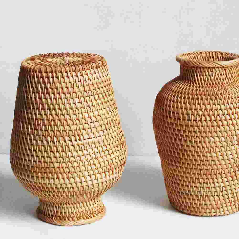 Geflochtenes Rattan mit handwerklicher Optik