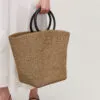 Große geflochtene Rattan-Handtasche