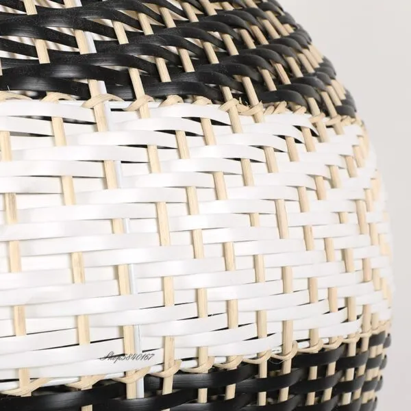 Hängelampe aus Rattan im chinesischen Stil Hängelampe aus Rattan im chinesischen Stil