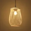 Handgefertigte Pendelleuchte im chinesischen Stil mit Rattan-Optik Handgefertigte Pendelleuchte im chinesischen Stil mit Rattan-Optik