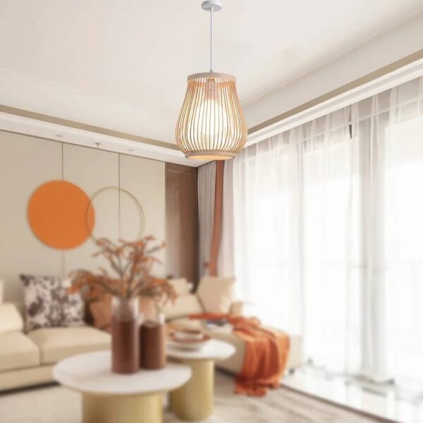 Handgefertigte Pendelleuchte im chinesischen Stil mit Rattan-Optik Handgefertigte Pendelleuchte im chinesischen Stil mit Rattan-Optik