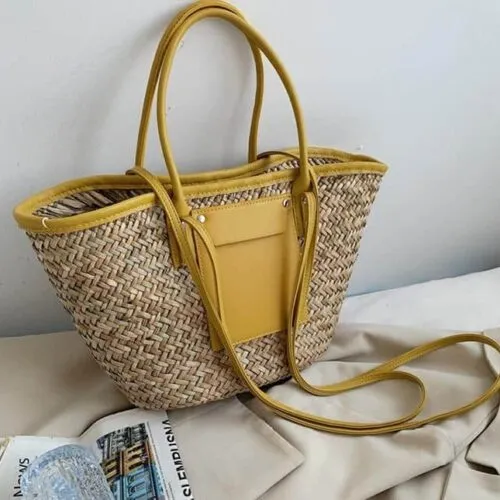 Handgefertigte Strohtasche für den Sommer in Gelb, groß und geräumig Handgefertigte Strohtasche für den Sommer in Gelb, groß und geräumig
