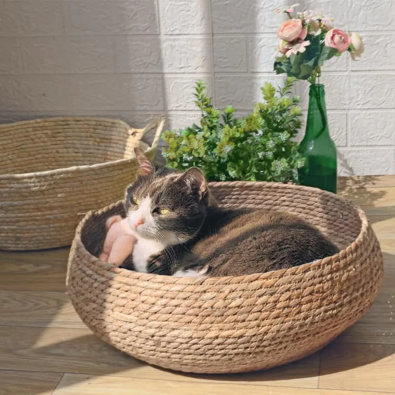 Handgeflochtenes Rattan mit klassischem Muster