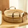 Handgeflochtene Rattan-Tabletts im Nordischen Stil Handgeflochtene Rattan-Tabletts im Nordischen Stil