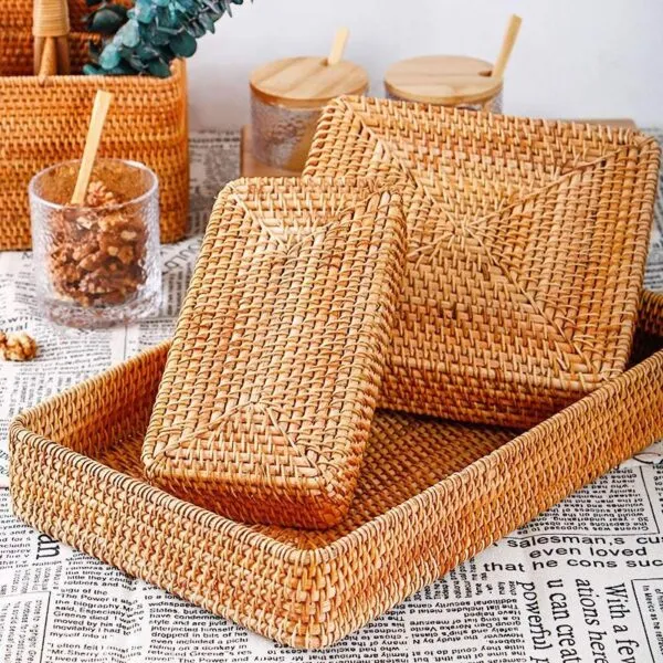 Handgeflochtener Aufbewahrungskorb aus Rattan Handgeflochtener Aufbewahrungskorb aus Rattan