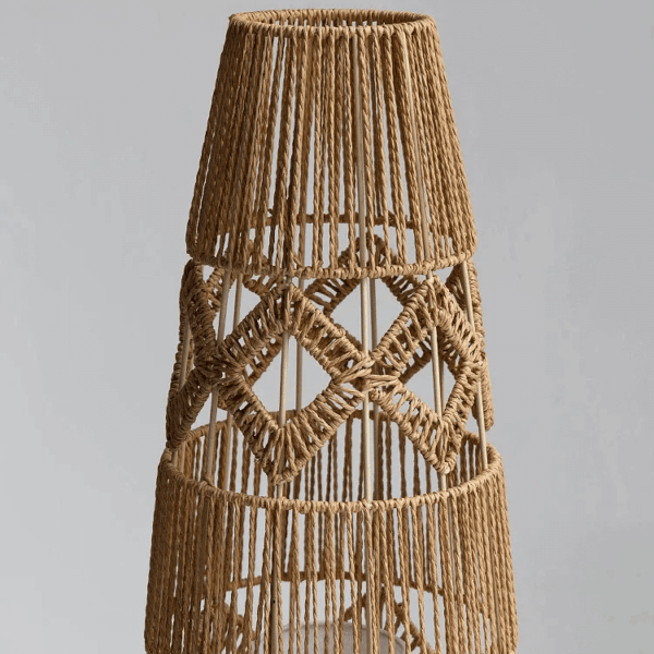 Handgeflochtener LED-Stehleuchten-Schirm aus Rattan Handgeflochtener LED-Stehleuchten-Schirm aus Rattan