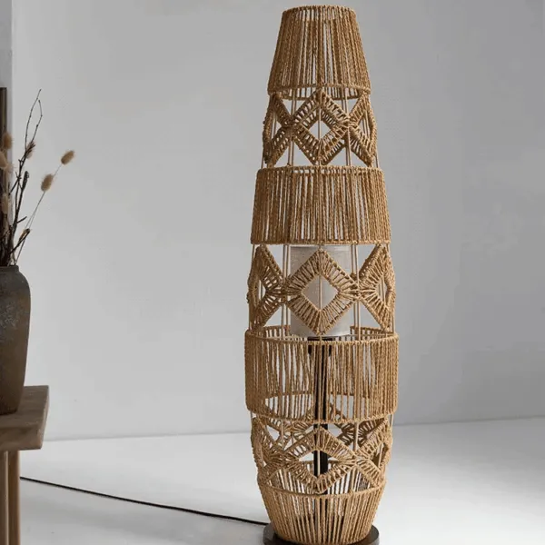 Handgeflochtener LED-Stehleuchten-Schirm aus Rattan