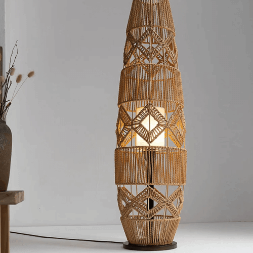 Handgeflochtener LED-Stehleuchten-Schirm aus Rattan