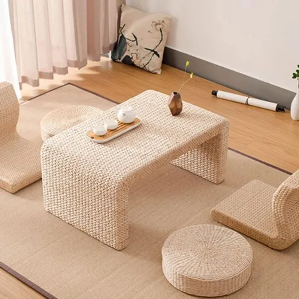 Handgeflochtener Rattan-Couchtisch im japanischen Stil Handgeflochtener Rattan-Couchtisch im japanischen Stil