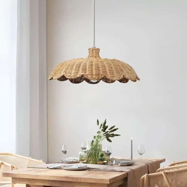 Handgeflochtener Rattan-Hängelampenschirm