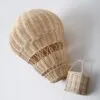 Handgeflochtener Rattan-Luftballon als Kinderzimmer-Deko
