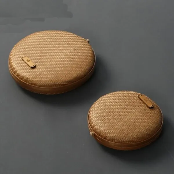 Handgeflochtener Rattan-Teekorb mit Deckel Handgeflochtener Rattan-Teekorb mit Deckel