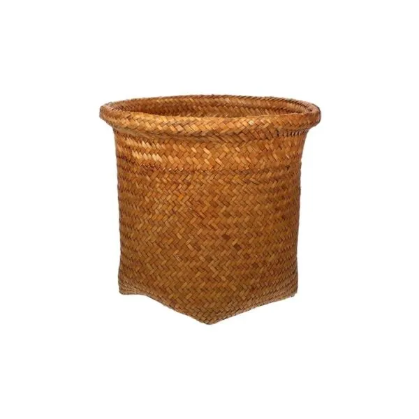 Handgeflochtener Retro-Korb aus Rattan Handgeflochtener Retro-Korb aus Rattan