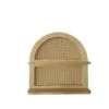 Handgeflochtenes Regal aus Rattan und Holz Handgeflochtenes Regal aus Rattan und Holz