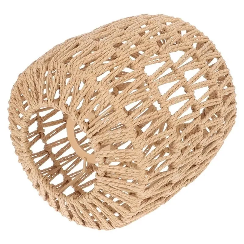 Rattan Lampe im Wohn- und Schlafzimmer