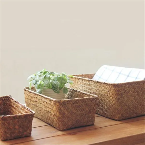 Kleiner Aufbewahrungskorb aus Rattan Kleiner Aufbewahrungskorb aus Rattan