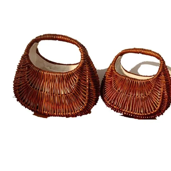 Kompakter Rattan-Tasche im Retro-Stil Kompakter Rattan-Tasche im Retro-Stil