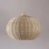 Kugel-Hängelampe aus Rattan und Naturweide, handgefertigt im Stil chinesischer Dörfer Kugel-Hängelampe aus Rattan und Naturweide, handgefertigt im Stil chinesischer Dörfer