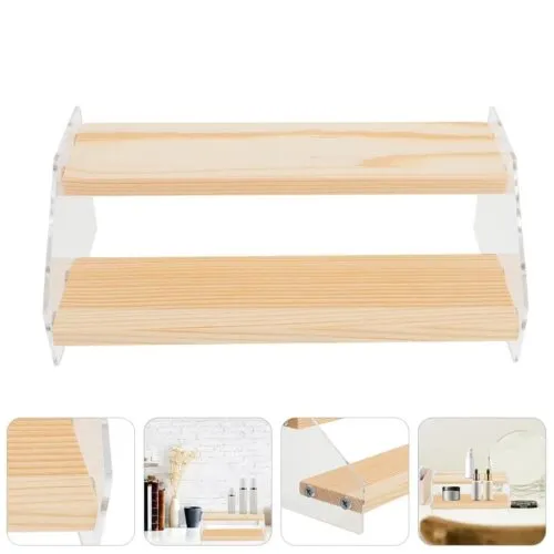 Massives Holzregal mit Stauraum Massives Holzregal mit Stauraum