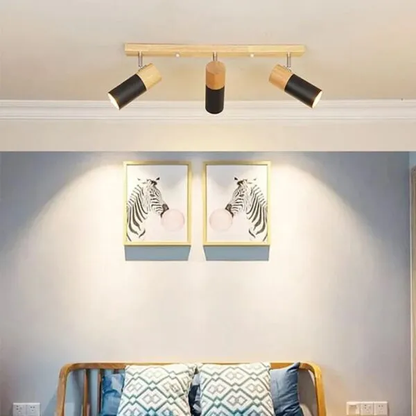 Moderne 3-flammige LED-Deckenleuchte aus Holz