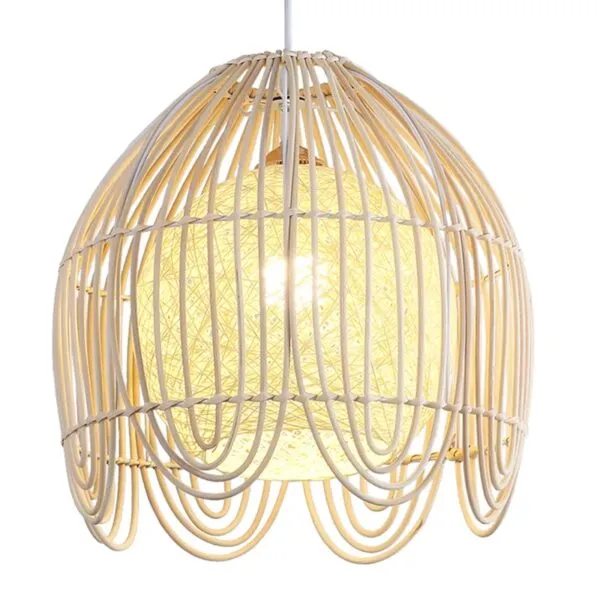 Moderne Hängelampe aus Rattan mit kreativem Design