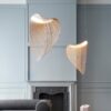 Moderne Holz-Hängelampe mit futuristischem Design