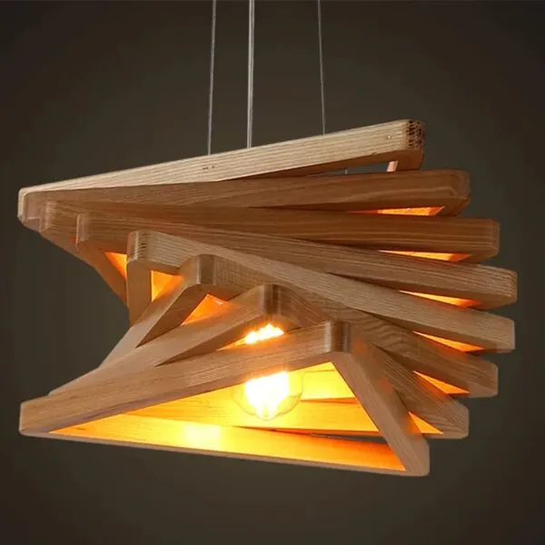 Moderne Holz-Hängelampe mit innovativem Design Moderne Holz-Hängelampe mit innovativem Design