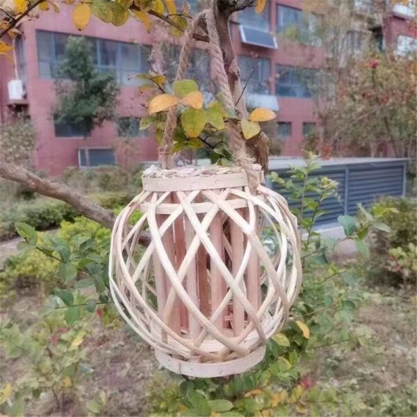 Moderne Rattan-Laterne Moderne Rattan-Laterne